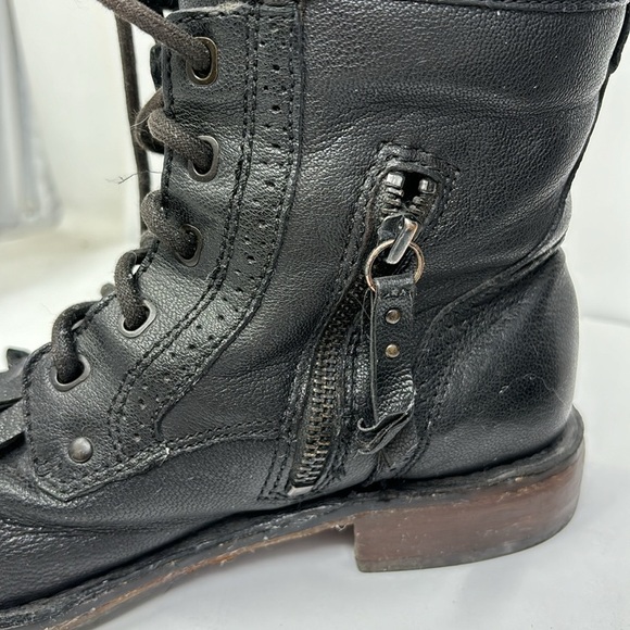 UGG Lyric Lace Up Leather Boots black size 7 These boots have a hard sole - Picture 6 of 15